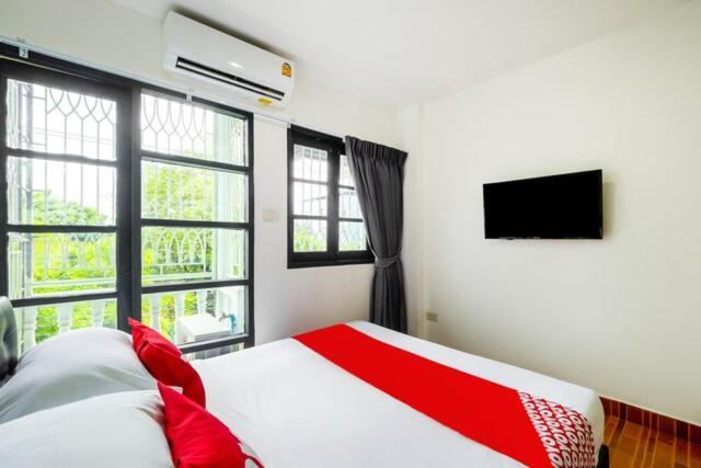 Gfeel Hostel กรุงเทพมหานคร ภายนอก รูปภาพ
